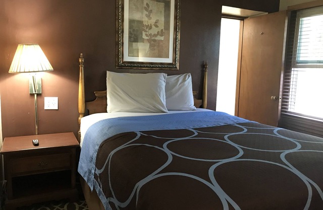 Budget Inn Marinette