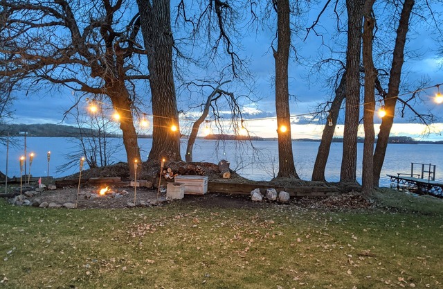 Bungalow South Buffalo - Cabine au bord du lac avec quai et plage