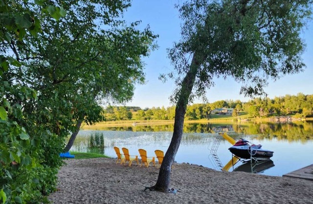 Book l Lake Cabin w/ Private Beach l Detroit Lakes l Snowmobile Trail l Pets OK