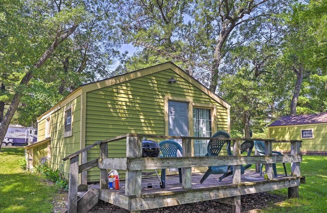 NEW! Buffalo Lake Campground Escape: Canoe & Kayak