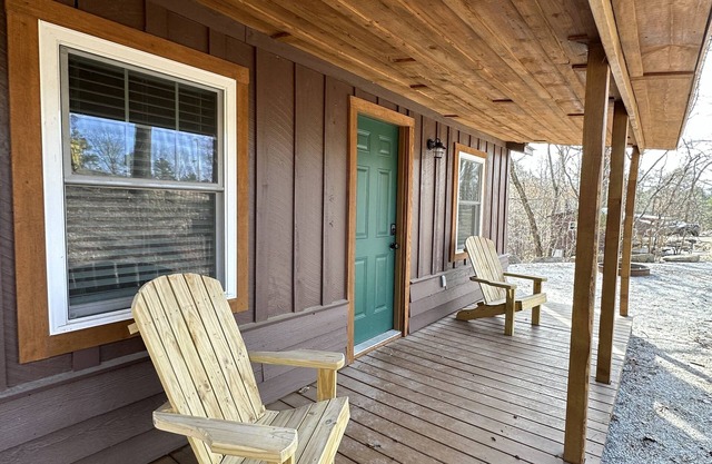 Buffalo River RV park and campground Cabin 1