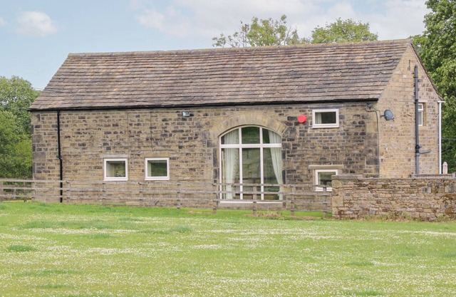 Bullace Barn, MILLHOUSE GREEN