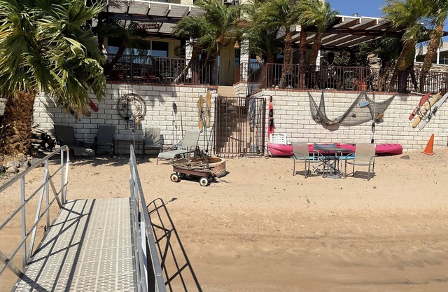 Location Bullhead City Riverfront 4 Chambre 3 Bains W / Sandy Beach & quai privé