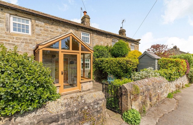 Bumble Cottage, DARLEY
