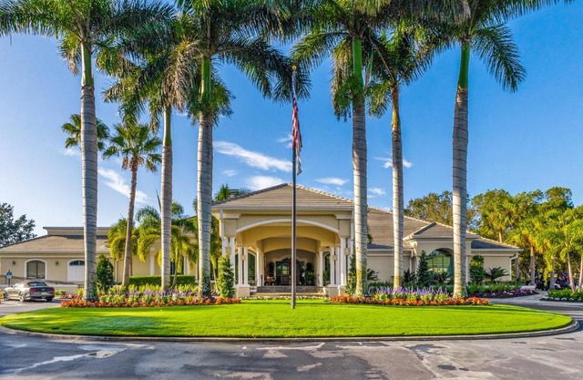 Bundled Cypress Golf Retreat, Unit 203