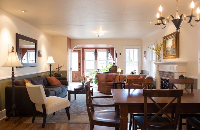 Bungalow Asio: Boulder centrale Retreat, Walk To Trails, boutiques, et du centre ville
