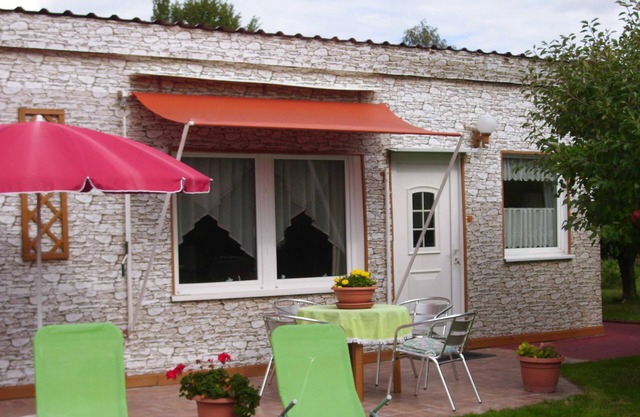 Bungalow - Bungalow et 2 appartements à Stralsund