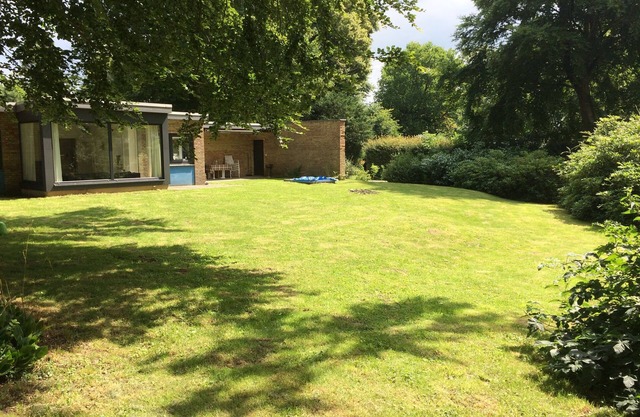 Bungalow près de la plage dans un village forestier calme