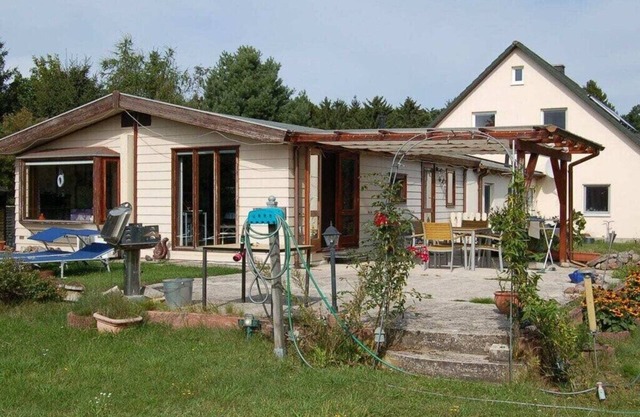 Bungalow à Lübs avec piscine