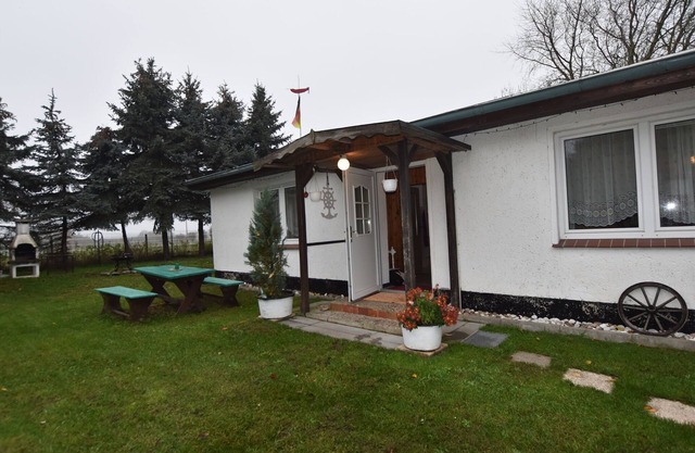 Bungalow à Stove au bord de la mer Baltique
