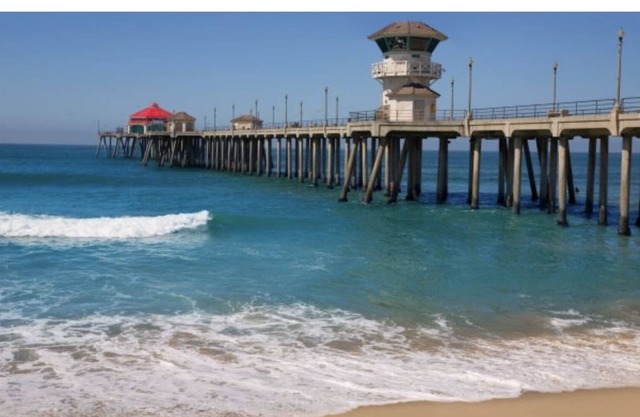 Bungalow near Huntington Beach and Disneyland