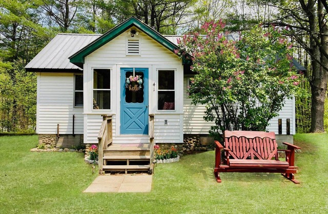Bungalow @ Sweet Tart Orchard