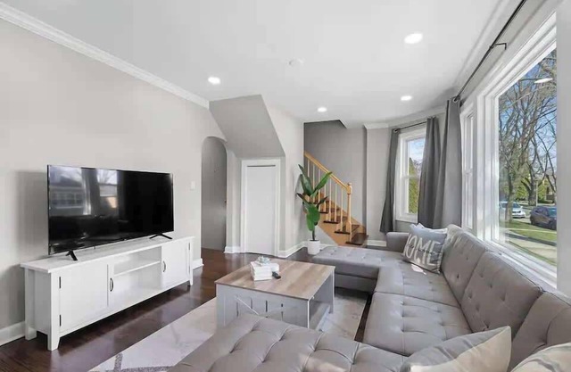 Bungalow w/ Game Room | LCP Collection