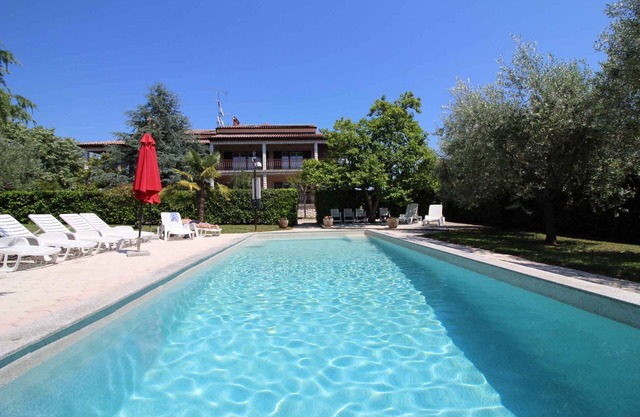 Bungalow avec piscine et climatisation