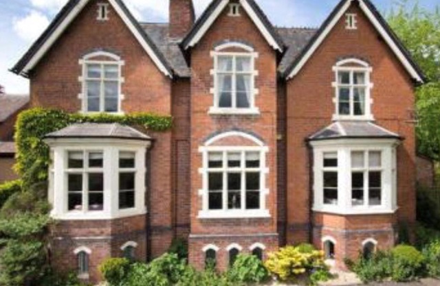 Burleigh House B and B