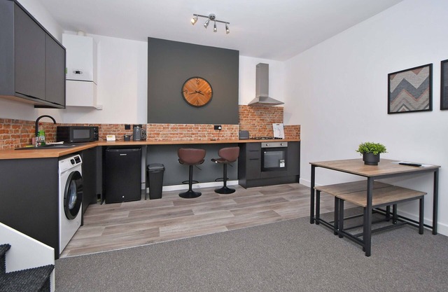 Two Bedroom -Appartement-Salle de bain privée séparée