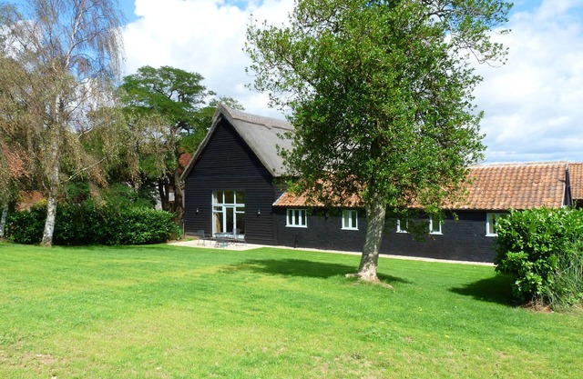 Burtons Farm Barn - Deux Chambres Maison, Couchages 4