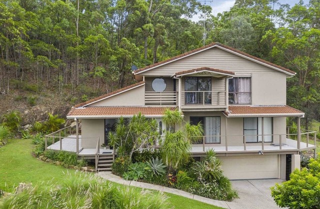 Bushland Retreat just minutes to theme parks and shopping centers