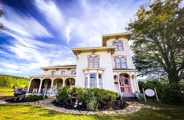 MAISON BUTLER au Cherry Creek Inn