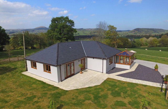 Bwthyn Bryn yr Aber - Deux Chambres Maison, Couchages 4