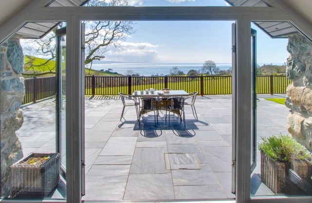 Bwthyn Ednyfed in the beautiful Criccieth