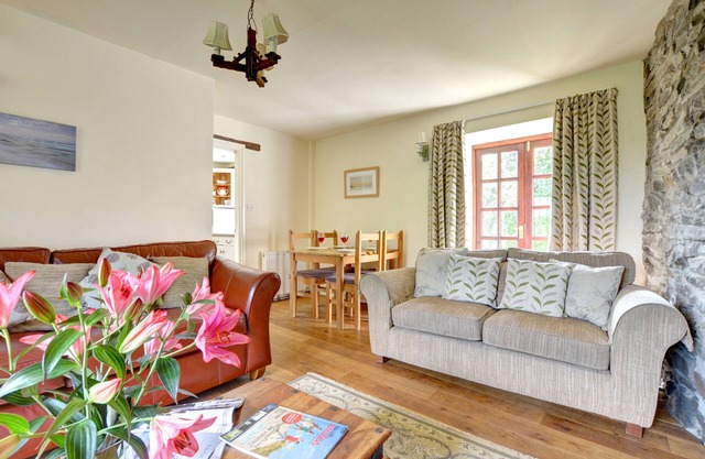 Bwthyn Gwyn - Deux Chambres Maison, Couchages 4