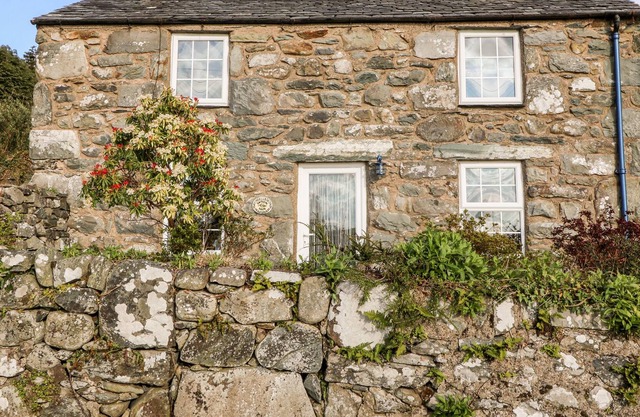 Bwthyn Nain, HARLECH