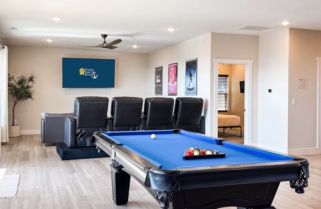 By SDC, Indoor Pool, Hot Tub, Incredible Lake View, Pool Table
