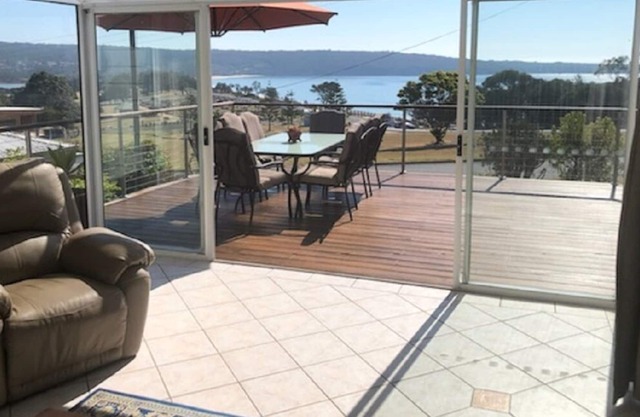 By The Sea - 4 bedroom pet friendly home - 3+ nights