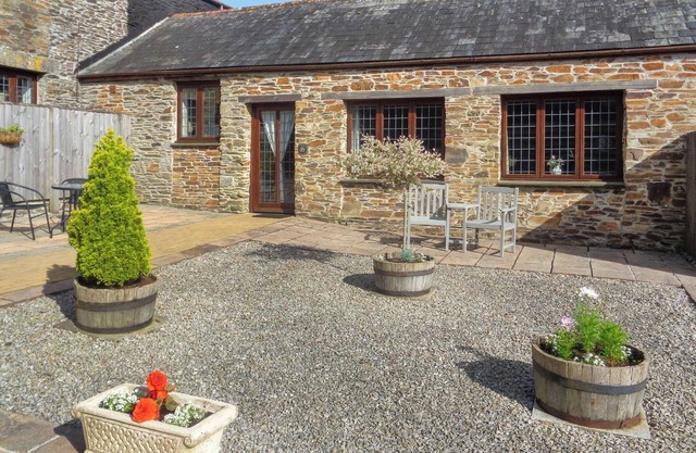 Byre Cottage - UK50028