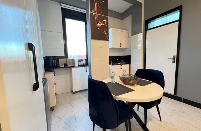 C&C Studio Apartments
