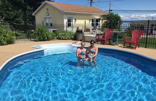 A deux pas du fleuve, vue et accès privé. 2 chambres, 4 Invités. Citq 121170