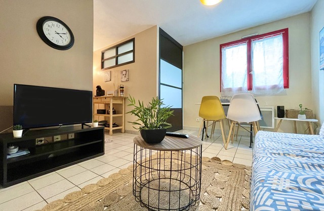 #C1 | Le Félix 🌞 | Near GEM, train station | Fully equipped