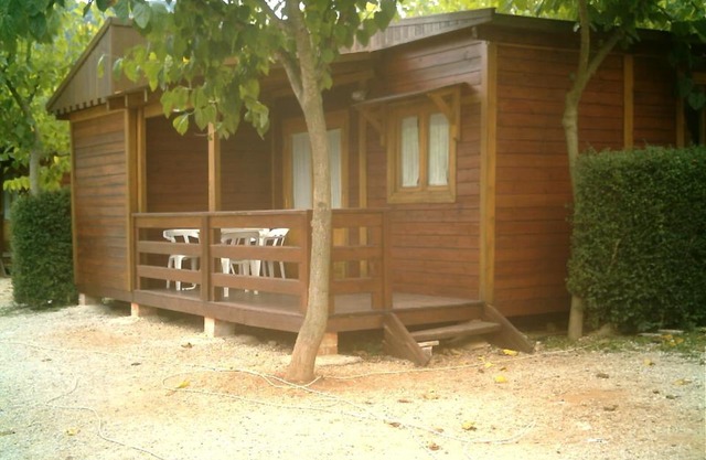 Cabañas y Bungalows La Falaguera