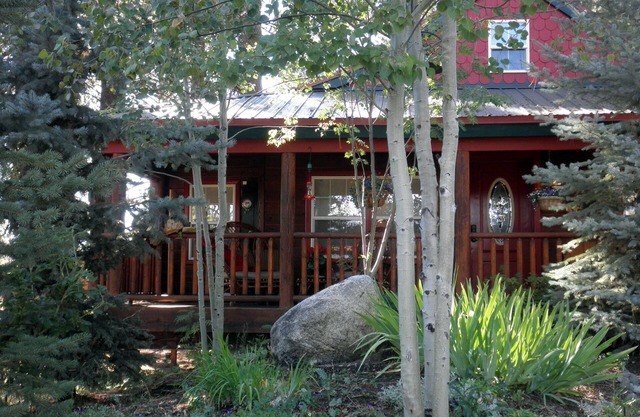 Cabernet Cottage - Votre McCall Adventure Basecamp