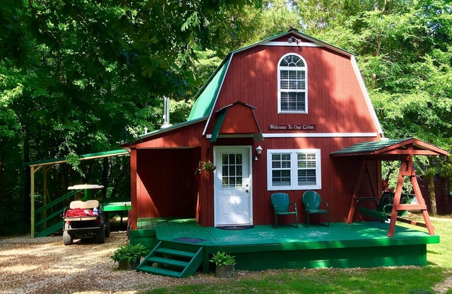 Chalet n ° 1, lac Kentucky, Nashville, Marina Birdsong, atterrissage à Paris, Memphis