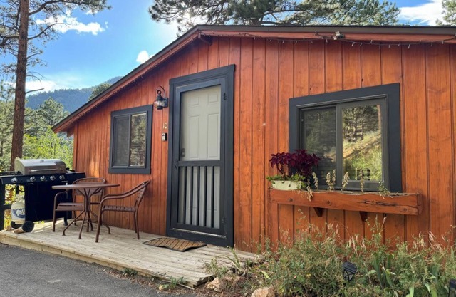 Cabin 10- King Cabin, Mins to RMNP!