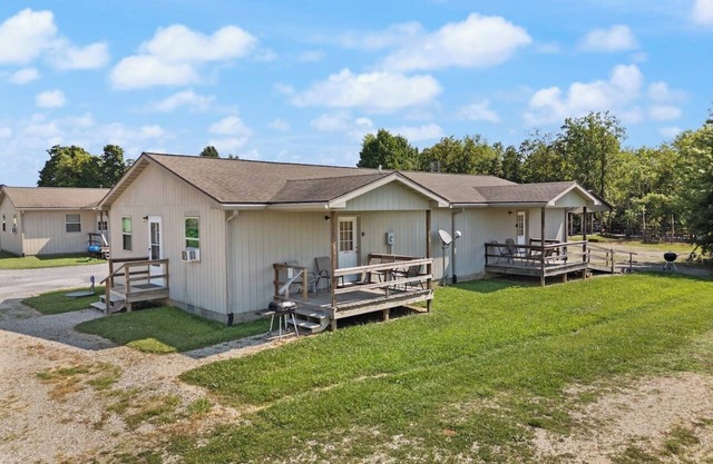 Cabin 10 The Village @ Patoka Lake