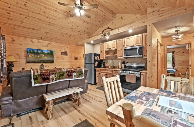 Cabin#2 at Northern Comfort w\opt side by side rentals
