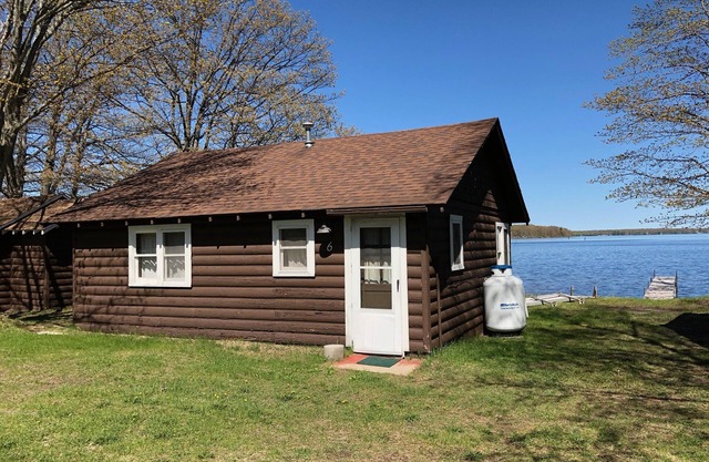Cabines au bord du lac - Cabine # 6