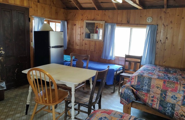 Cabin 7 at Sportsman's Lodge *NOW WITH WIFI*