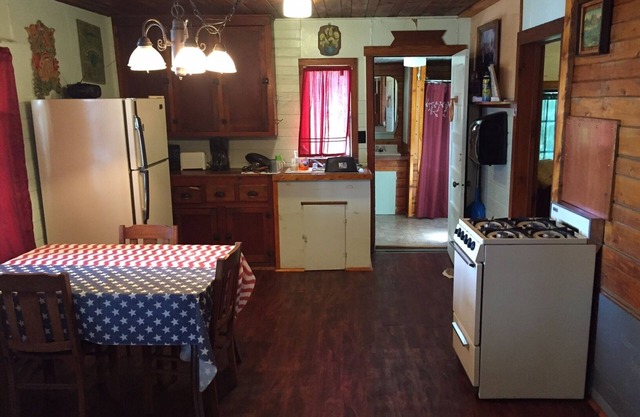 Chalet sur le lac Brevort, # 6