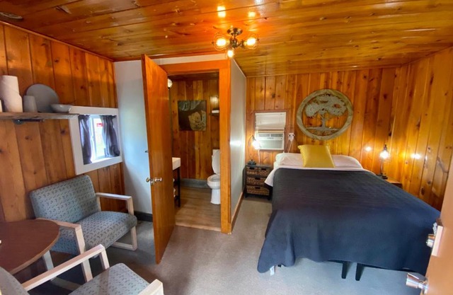 Cabin 8 at Horse Creek Resort