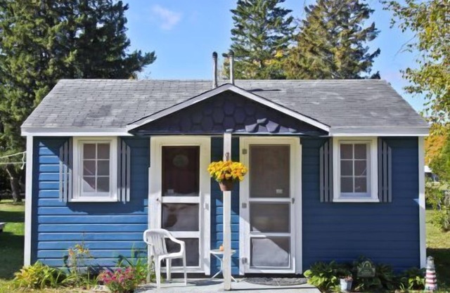 Cabine # 8 - Mackinac Point