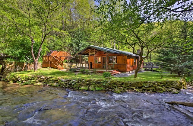 Bryson City Cabin avec foyer sur Coopers Creek!