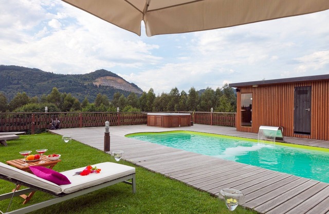 Cabane en pleine nature avec piscine à 8 minutes de la plage