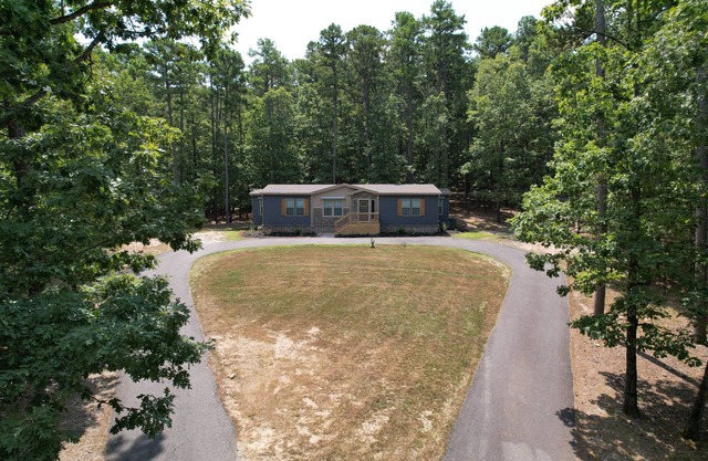 Cabin K, Beautiful 3 bedroom Cabin On Lake Ouachita!