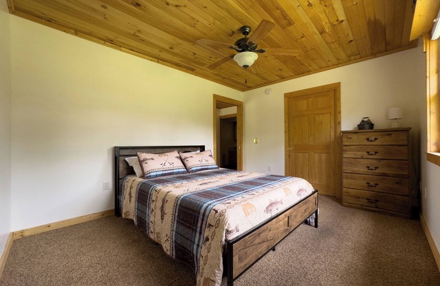 Cozy Cabin Near Dale Hollow
