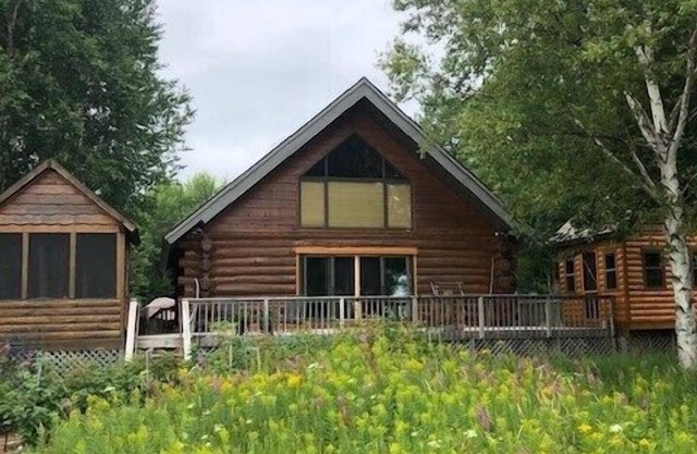 Cabin on the Cove:Spring Getaway on Lake Superior: Relax, Explore, and Enjoy