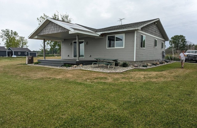 CABIN ON THE SAGINAW BAY